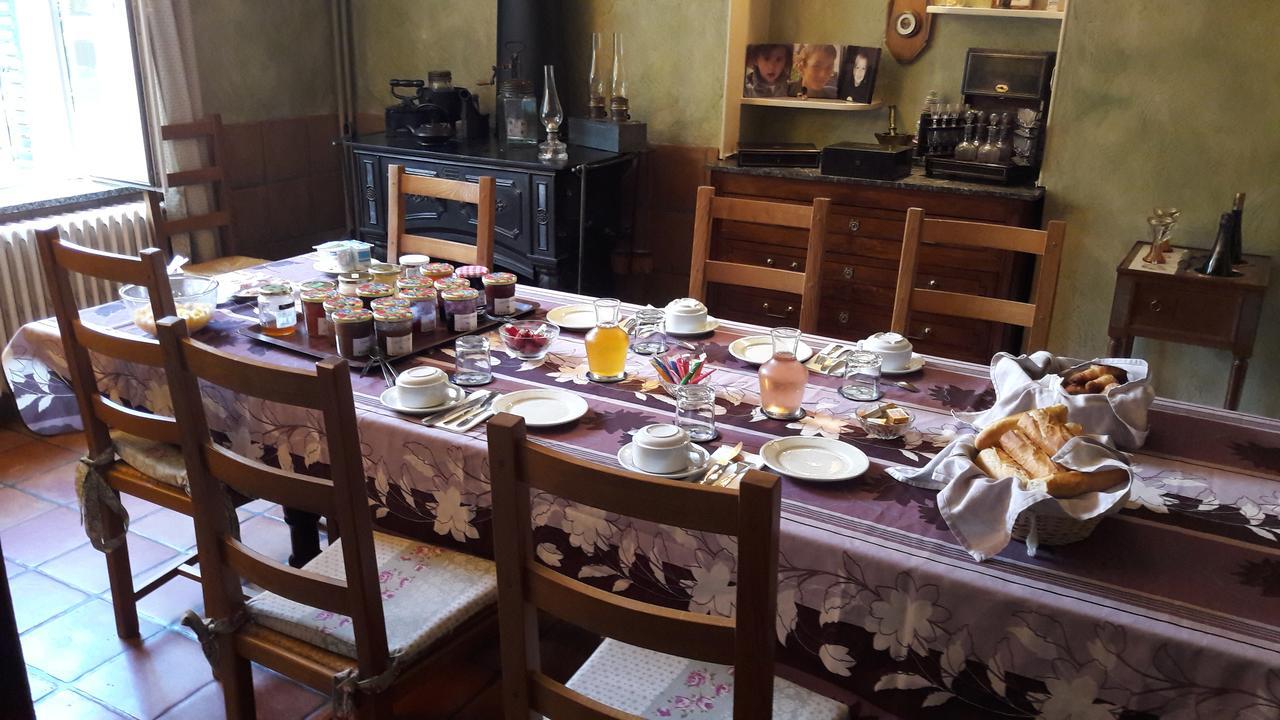 プロンビエール・レ・バン シャンブル ドゥーホーツ レジドンス ドゥ パーク Bed & Breakfast エクステリア 写真
